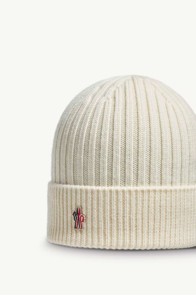 Moncler K20973B0000704761 Beanie — Cream, view 2
