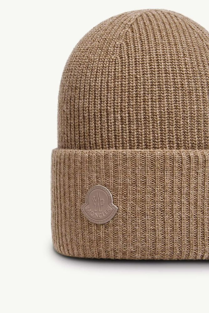 Moncler L20933B00026M428122B Beanie — Camel, view 2