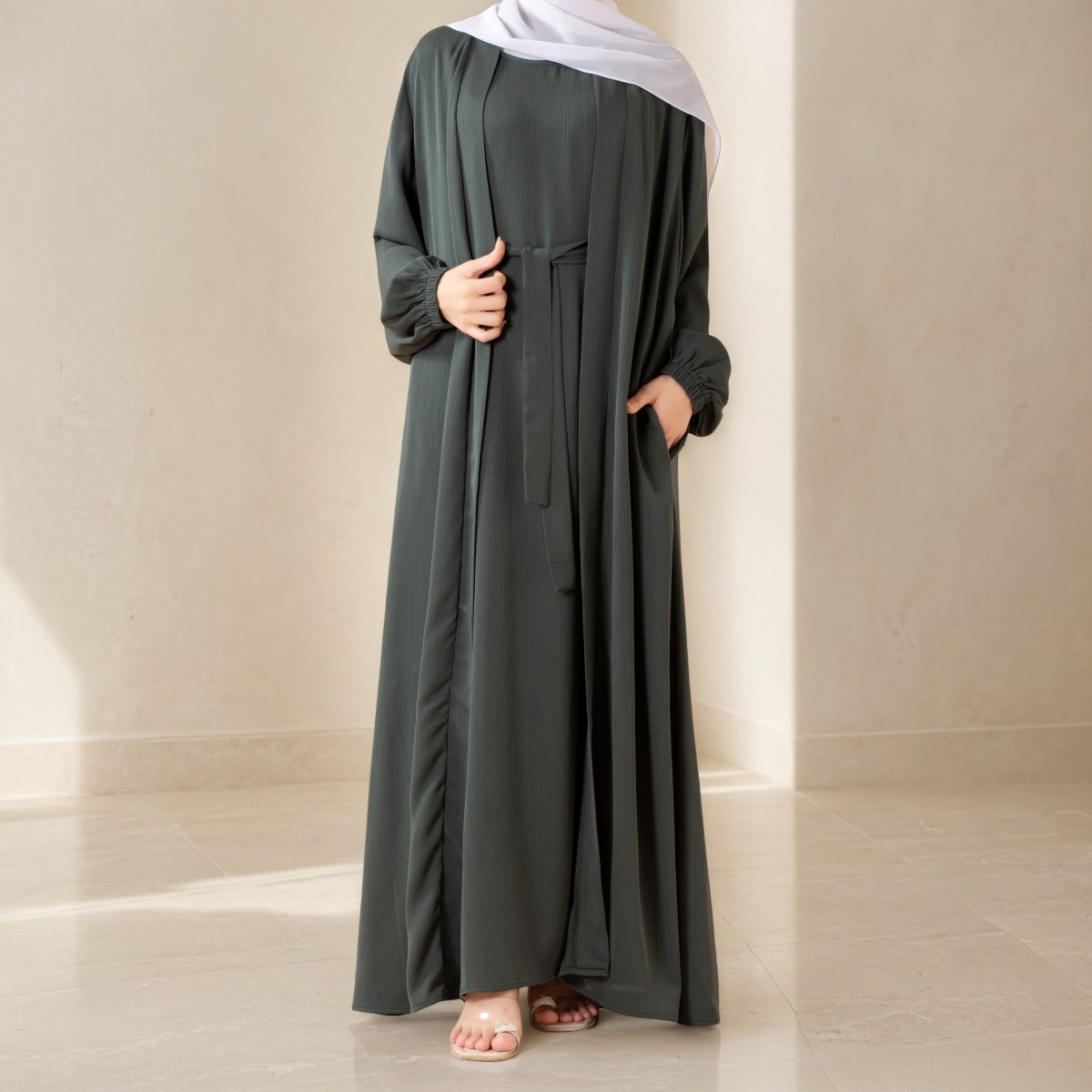 Premium Nida Zoom Open Abaya 3-Piece Set (MOA239), view 5