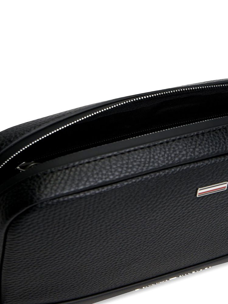 Tommy Hilfiger Travel Wallet — Black, view 3