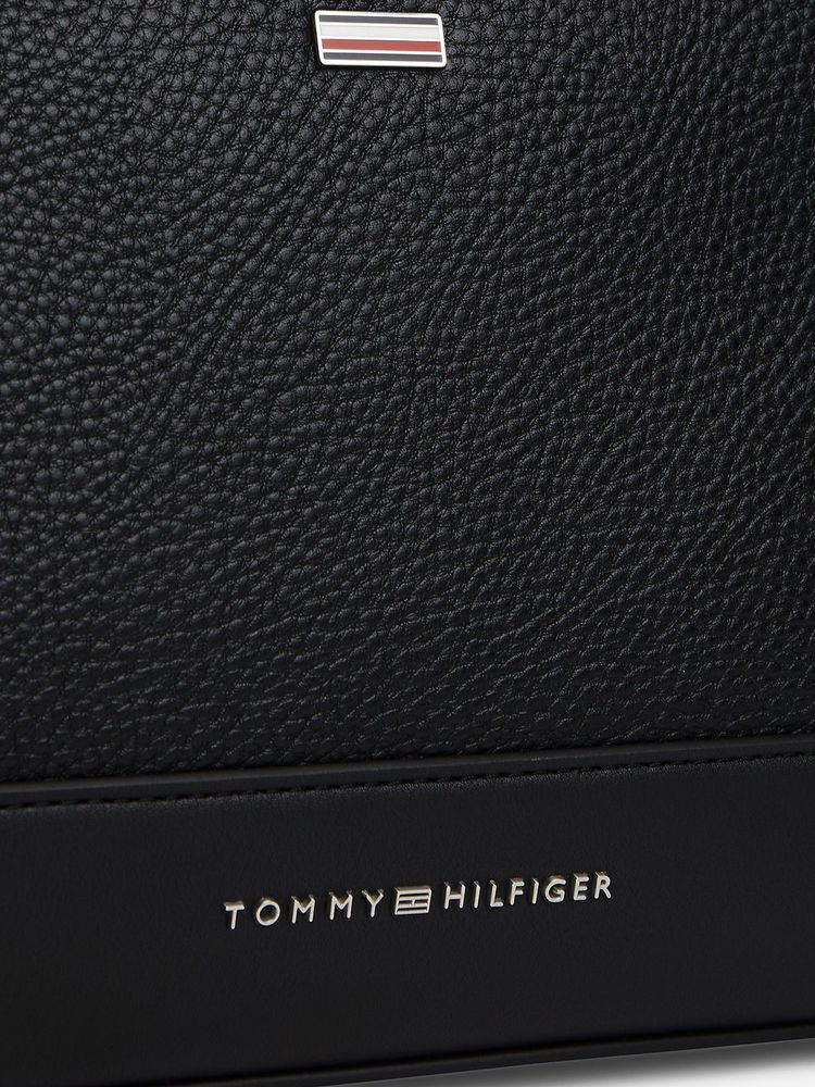 Tommy Hilfiger Travel Wallet — Black, view 4