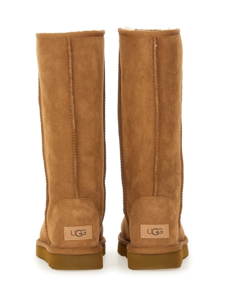 UGG Boot — Brown by UGG
