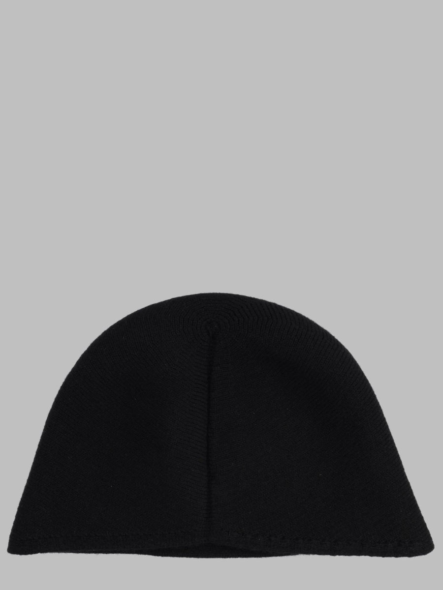 Uma Wang UK0052_UW900 Ribbed Cashmere Beanie — Black, view 2