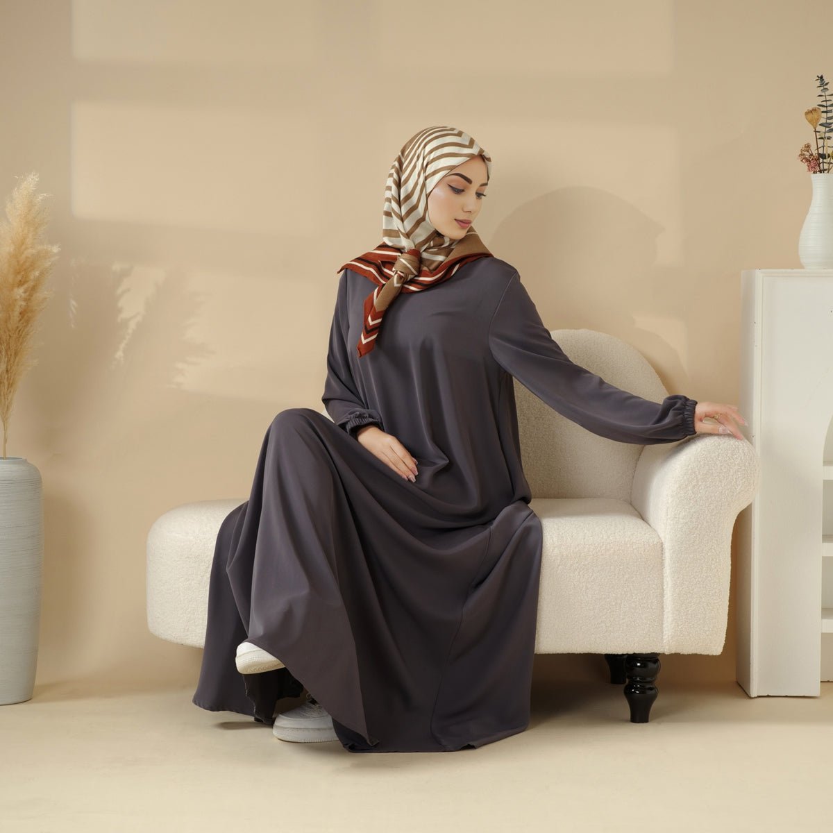 Essential Premium Versatile Pockets Umbrella Cut Abaya (MA113), view 6