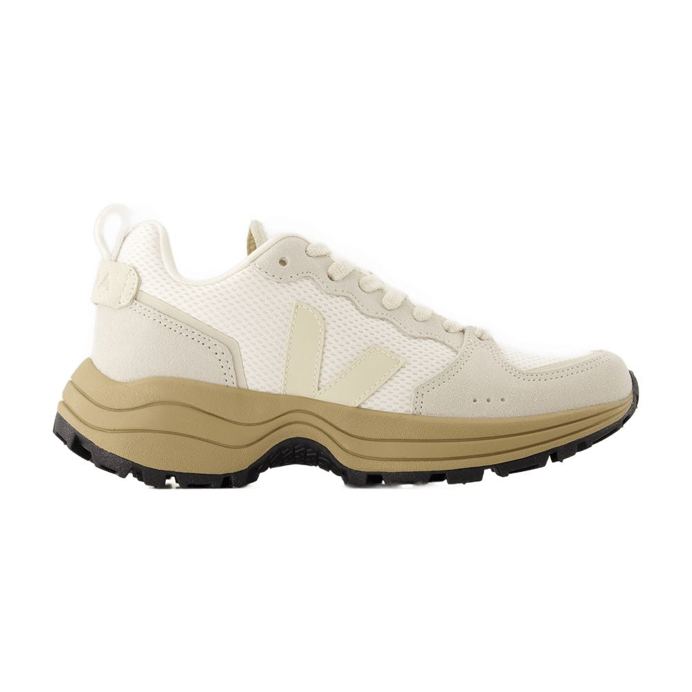 Veja Venturi II Sneaker — White by Veja